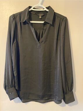 Banana Republic Black Pop Over Dress Blouse Women’s Size Medium Flowy Formal